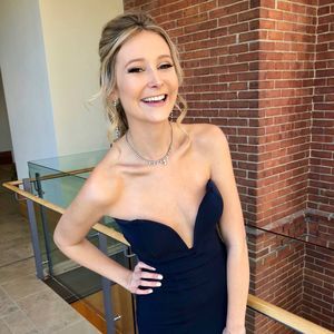 Meet your Posher, Madeline